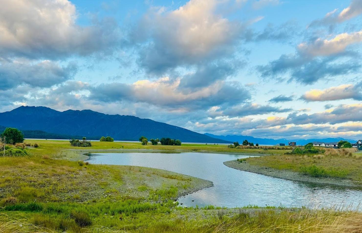 Holiday Home In Beautiful Te Anau Esterno foto