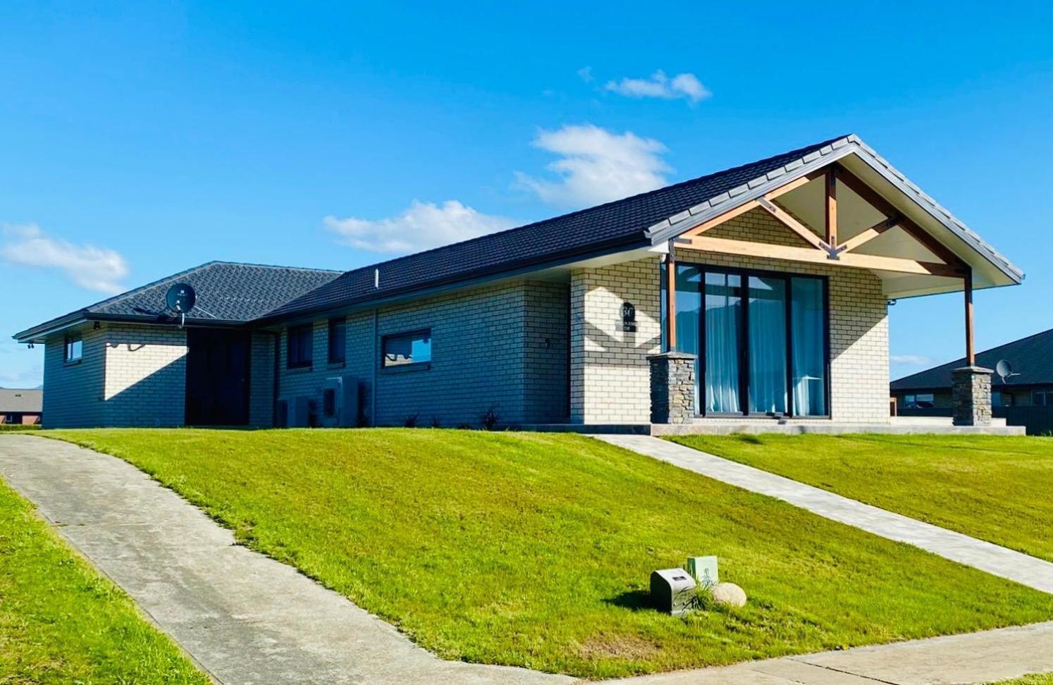Holiday Home In Beautiful Te Anau Esterno foto